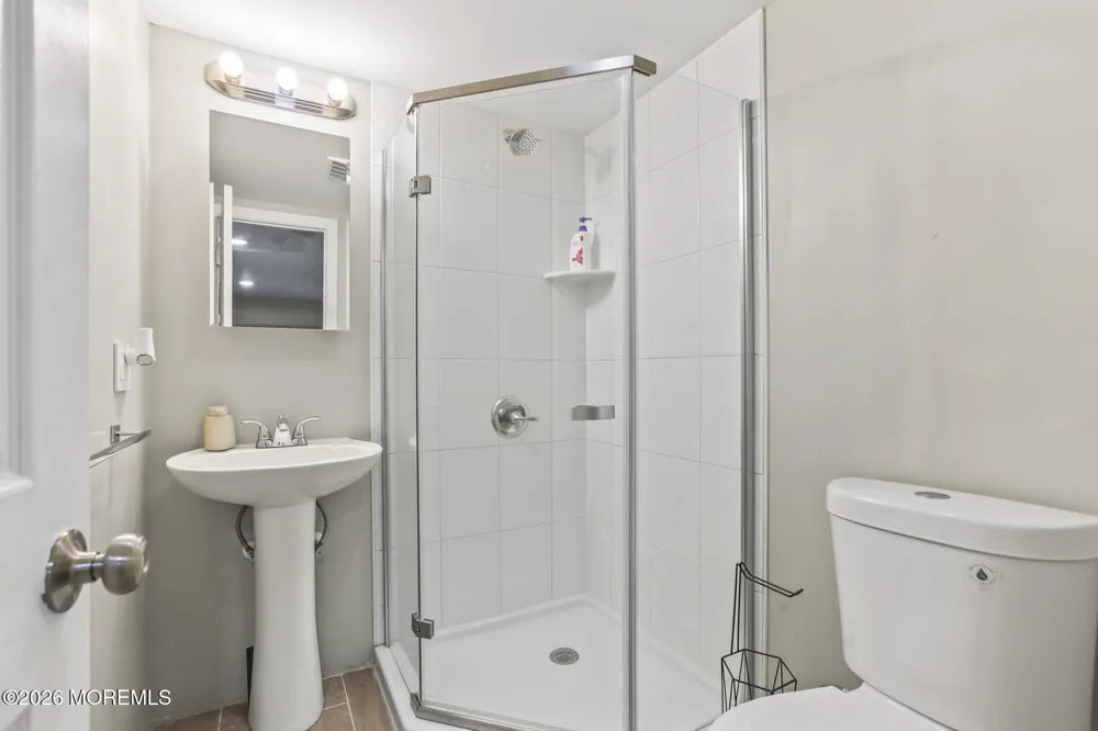 170 Hillside Terrace Irvington, NJ 07111