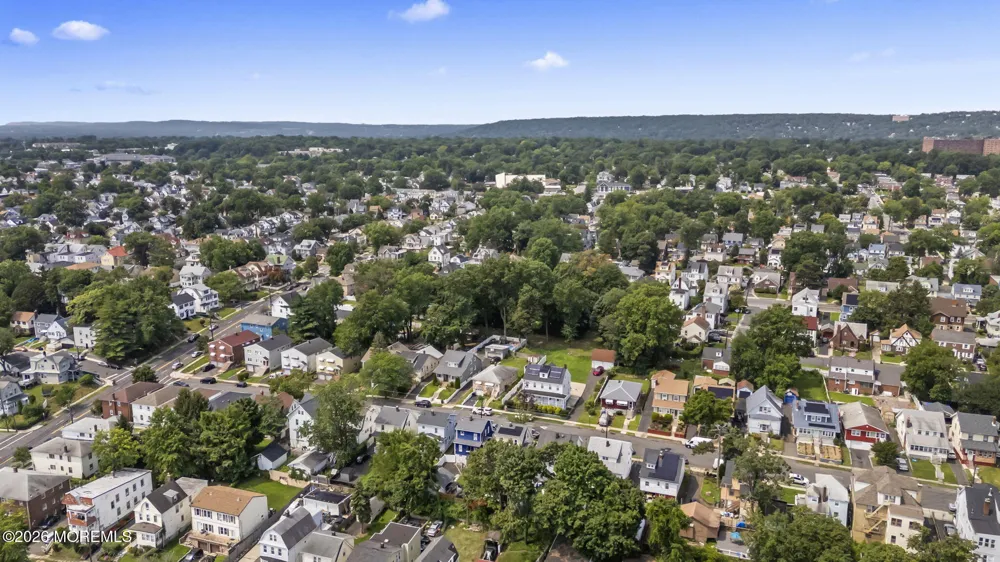 170 Hillside Terrace Irvington, NJ 07111