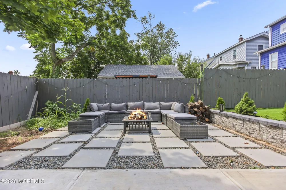 170 Hillside Terrace Irvington, NJ 07111