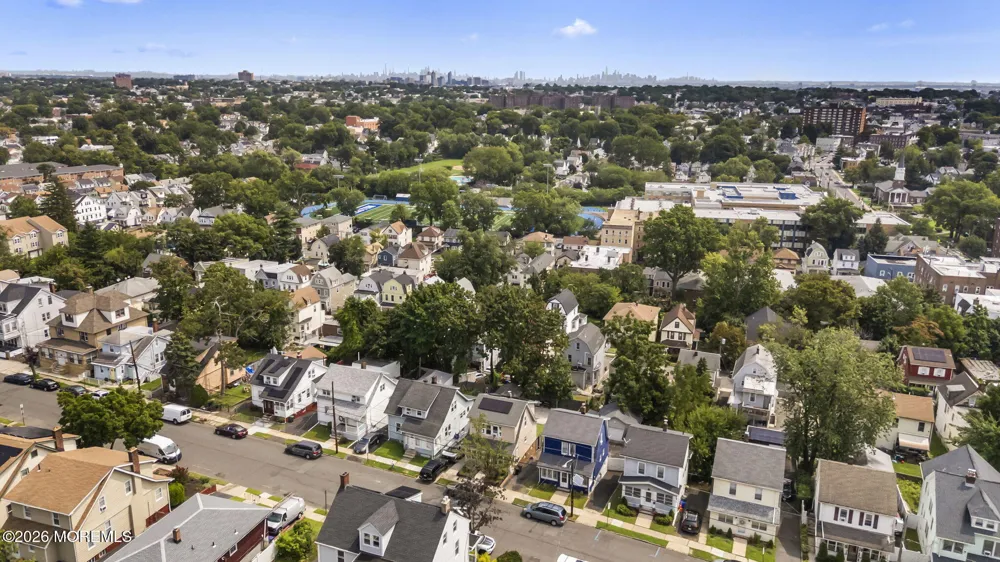 170 Hillside Terrace Irvington, NJ 07111