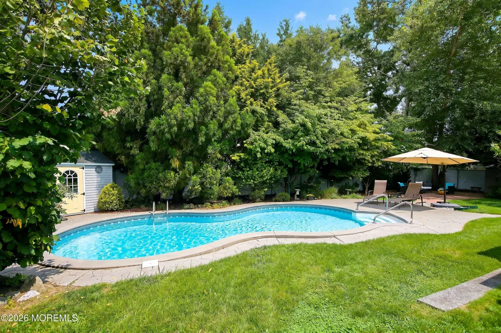 8 Carrie Drive Howell, NJ 07731