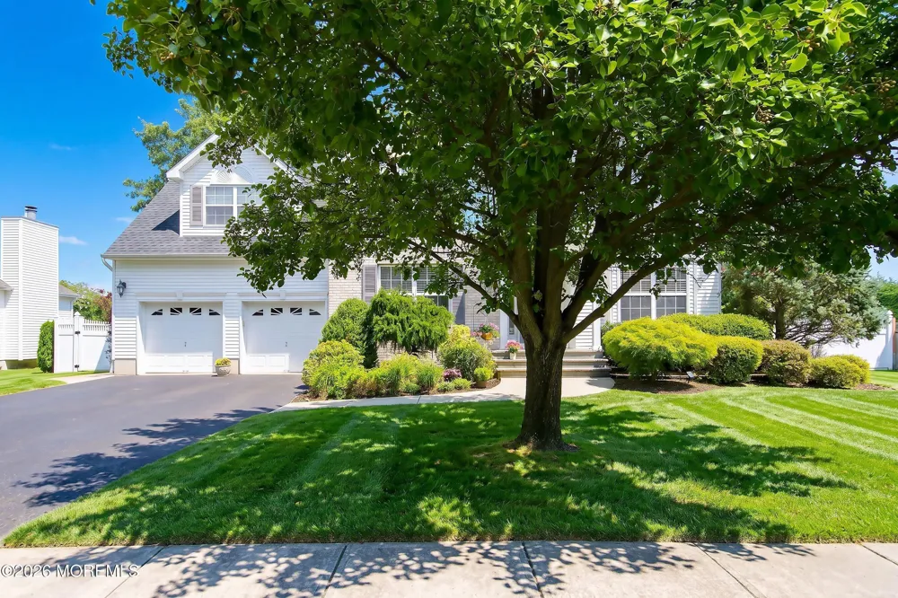 8 Carrie Drive Howell, NJ 07731