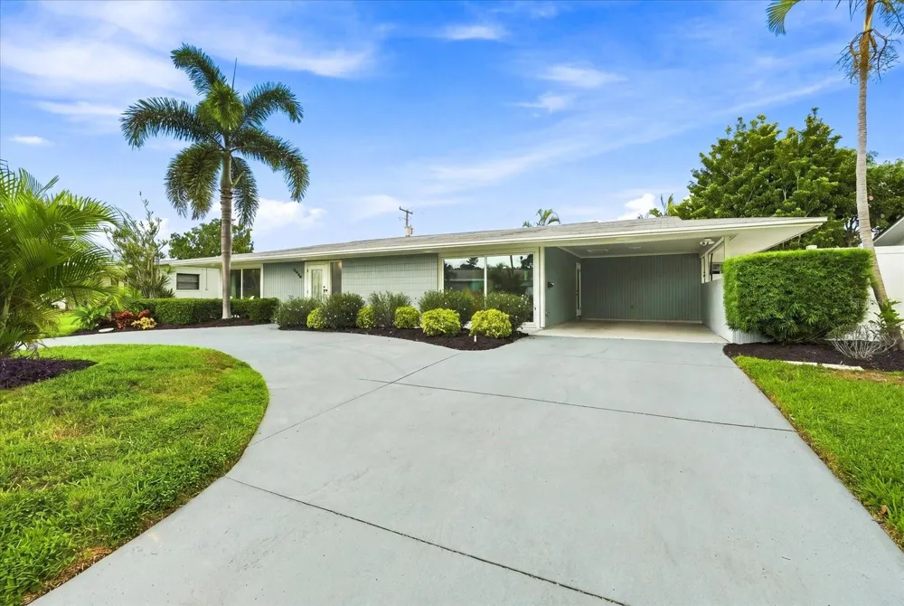 5188 40TH STREET S St Petersburg, FL 33711