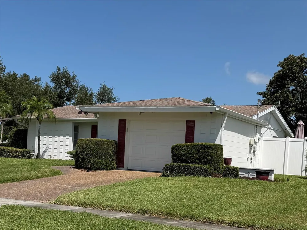 3190 REGATTA CIRCLE Sarasota, FL 34231