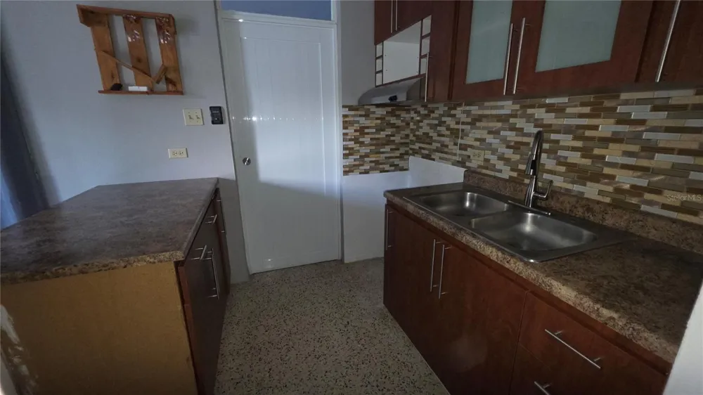 35 URB MONTE VERDE #CC 10 Manati, PR 00674