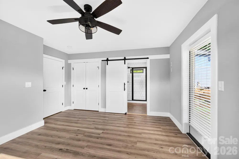 613 Salem Heights Lane Swannanoa, NC 28778