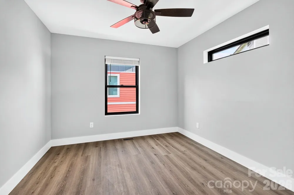 613 Salem Heights Lane Swannanoa, NC 28778