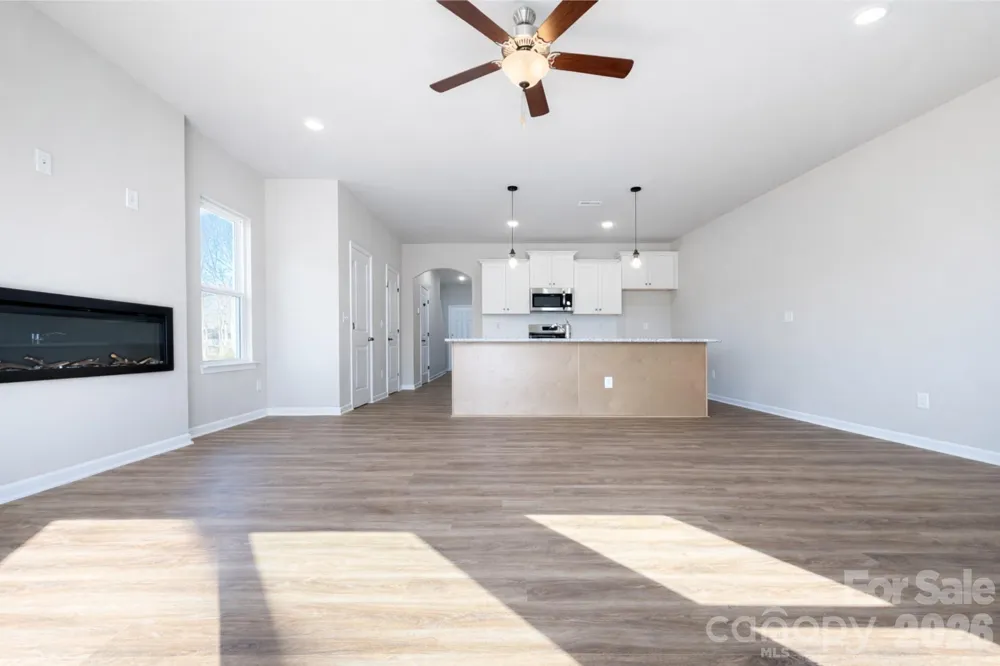 5913 Wallace Avenue Charlotte, NC 28227