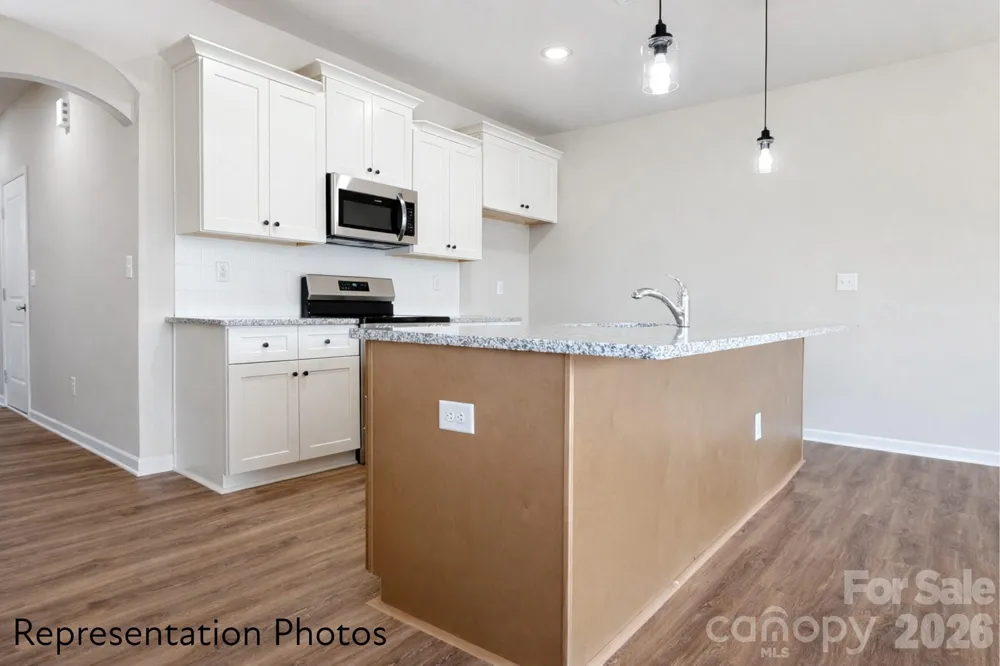 5913 Wallace Avenue Charlotte, NC 28227