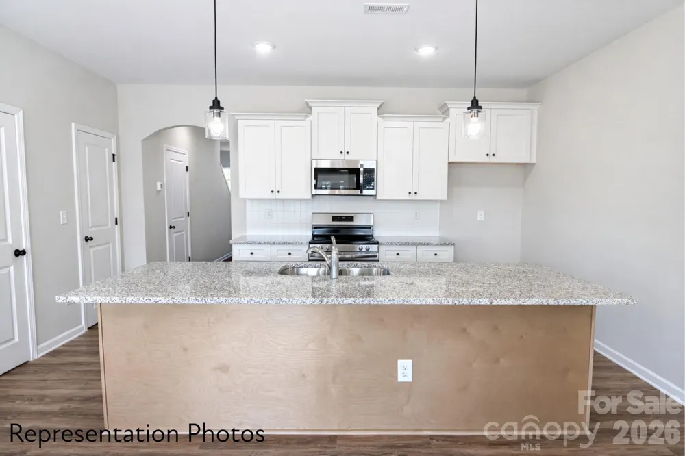 5913 Wallace Avenue Charlotte, NC 28227