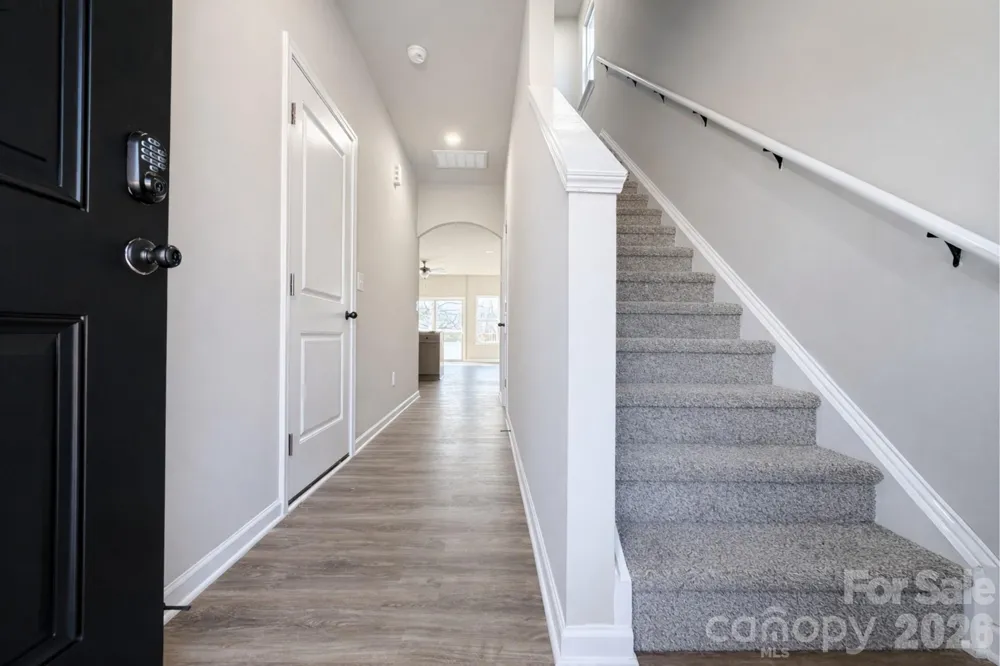 5913 Wallace Avenue Charlotte, NC 28227