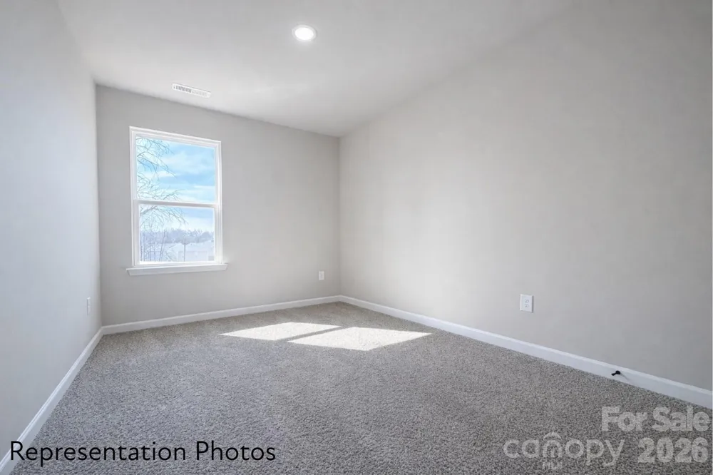 5913 Wallace Avenue Charlotte, NC 28227