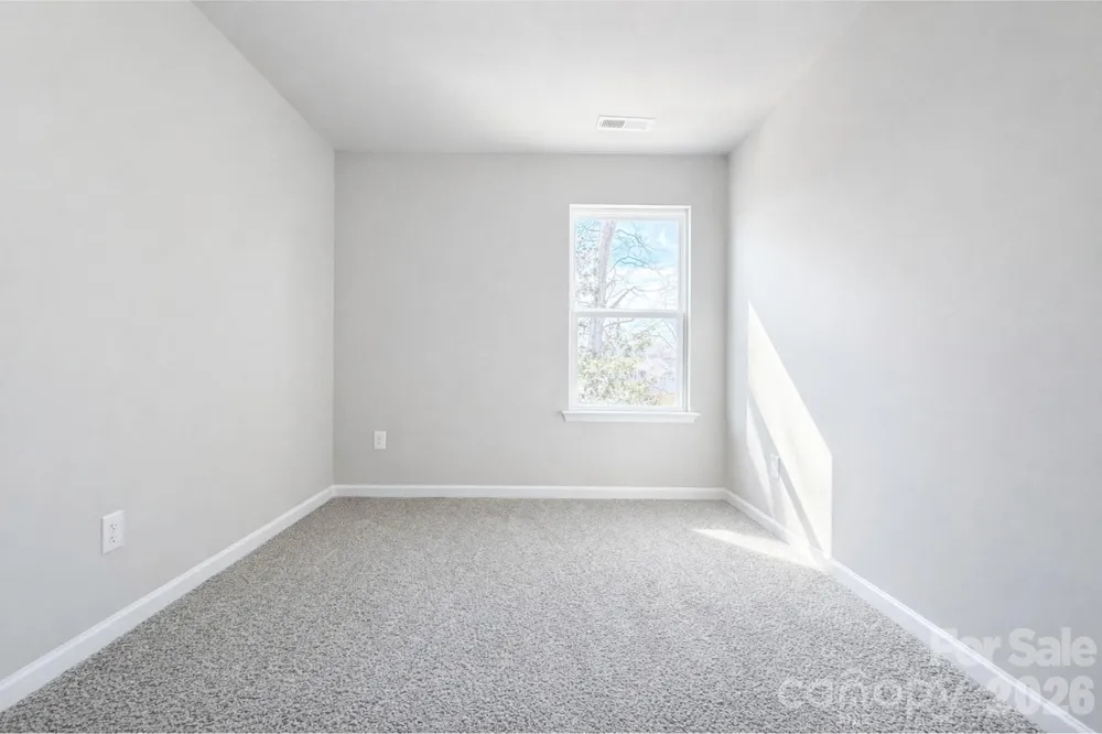 5913 Wallace Avenue Charlotte, NC 28227
