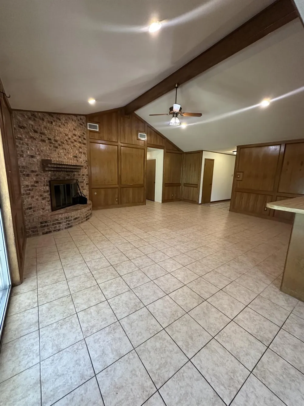 1003 Allison Brenham, TX 77833