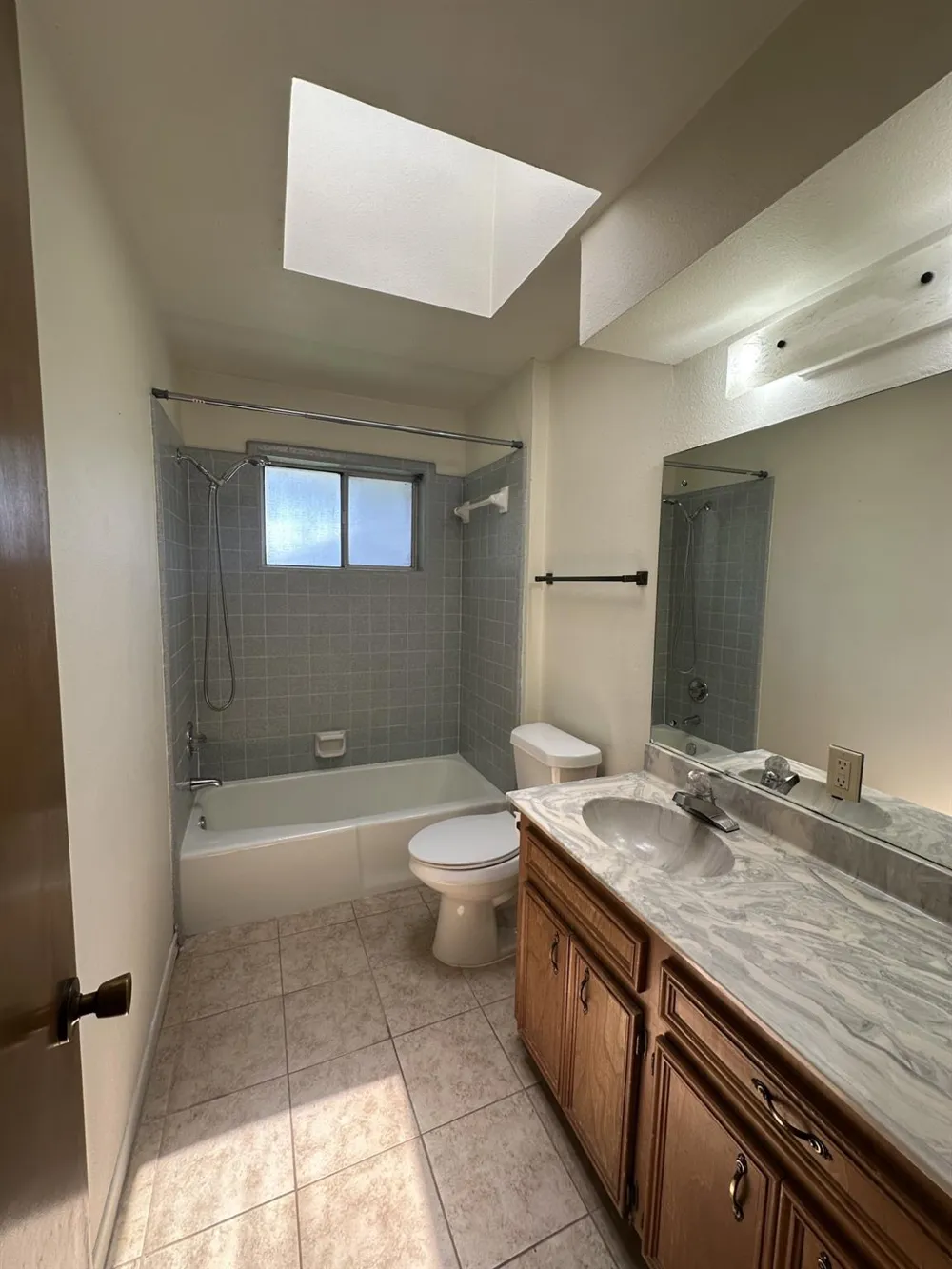 1003 Allison Brenham, TX 77833