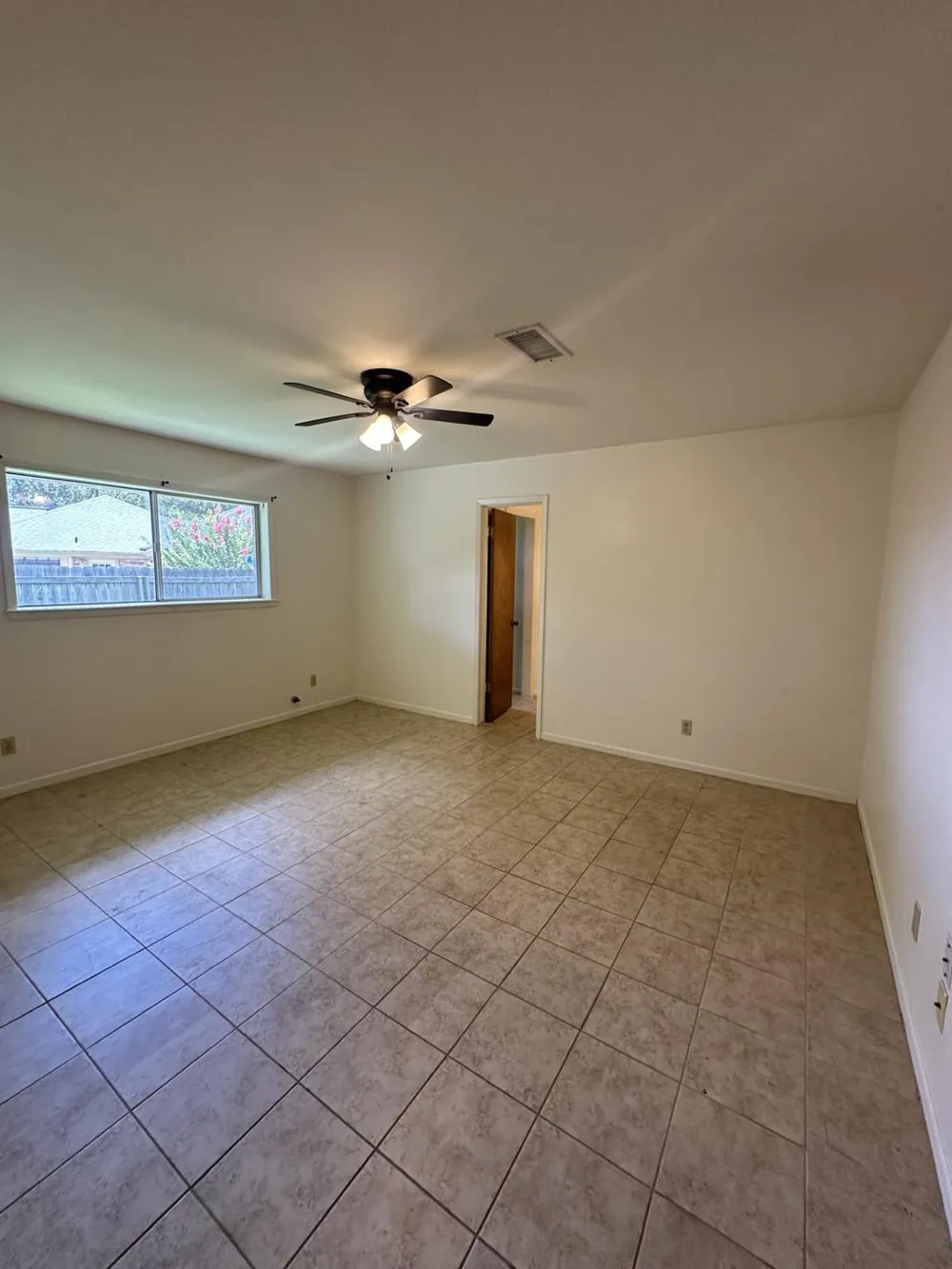 1003 Allison Brenham, TX 77833