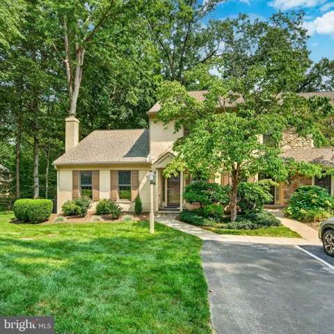 1401 WEATHERSTONE DRIVE #1401