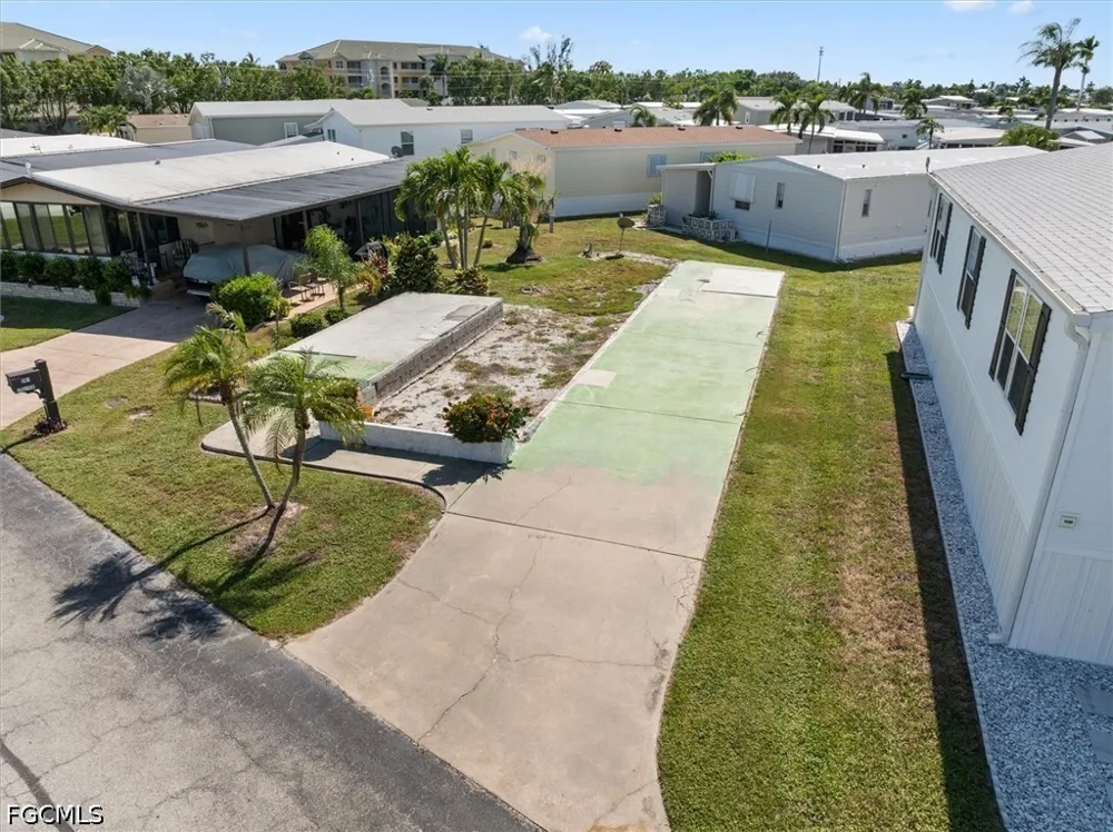 Yorkshire Avenue Fort Myers, FL 33908