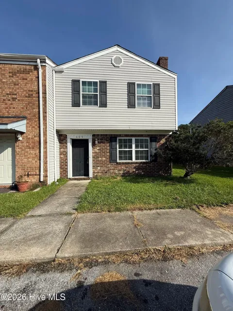 609 Myrtlewood Circle