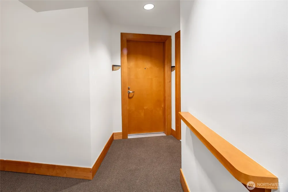 10650 NE 9th Place #723 Bellevue, WA 98004