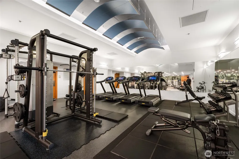 10650 NE 9th Place #723 Bellevue, WA 98004