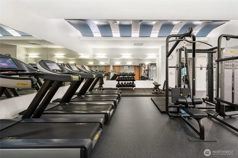 10650 NE 9th Place #723 Bellevue, WA 98004