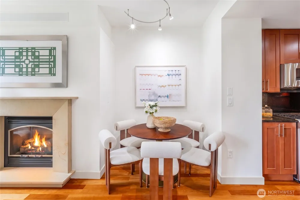 10650 NE 9th Place #723 Bellevue, WA 98004