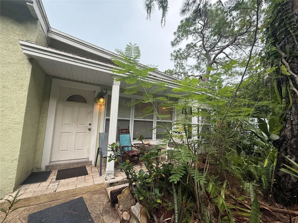 8001 27TH AVENUE St Petersburg, FL 33710