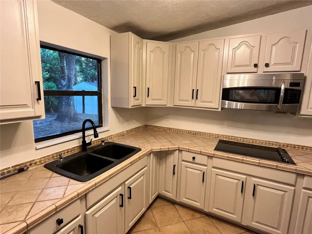 6610 BYWOOD DRIVE Orlando, FL 32810