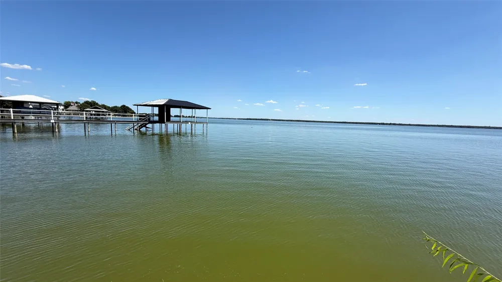 The Shores Drive Corsicana, TX 75109