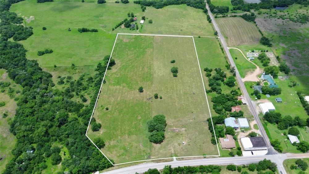 1578 Fm 109 New Ulm, TX 78950