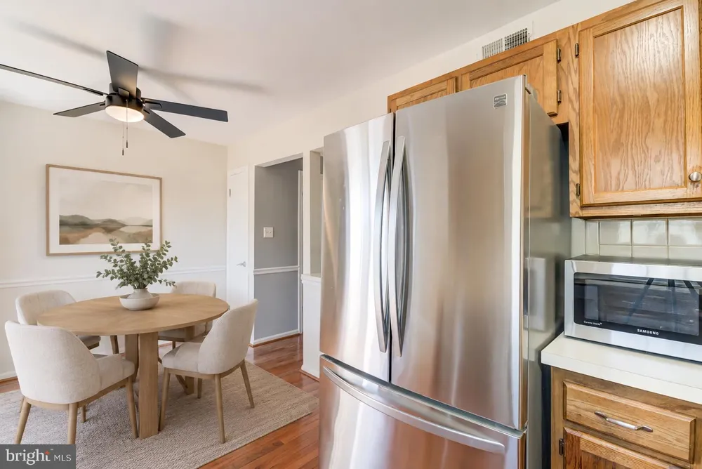 14536 CASTLEFORD COURT Centreville, VA 20121
