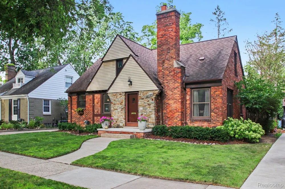 4098 Wakefield Berkley City, MI 48072