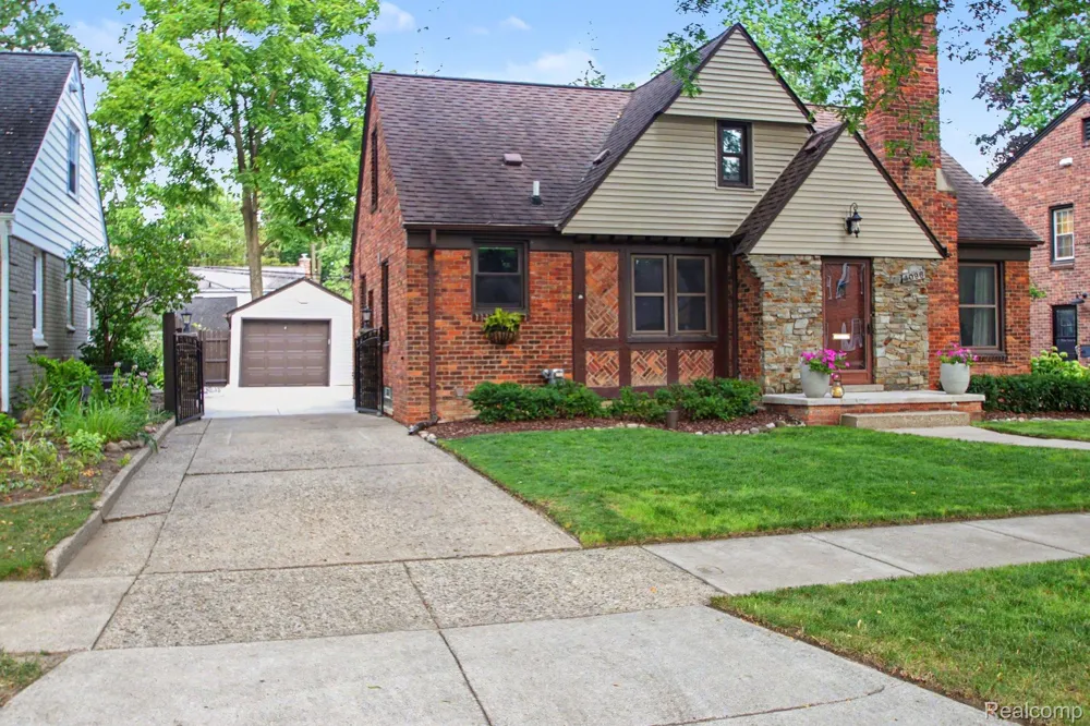 4098 Wakefield Berkley City, MI 48072