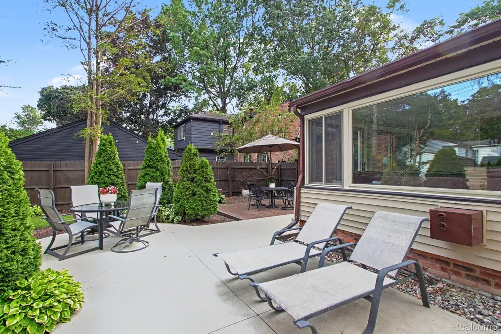 4098 Wakefield Berkley City, MI 48072
