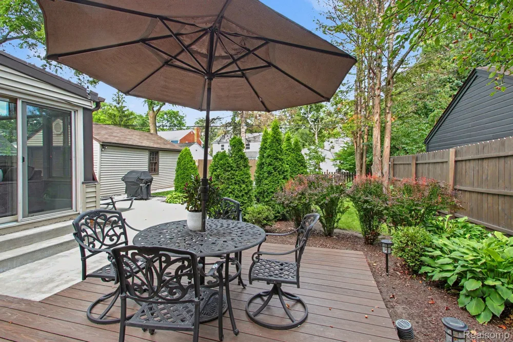 4098 Wakefield Berkley City, MI 48072