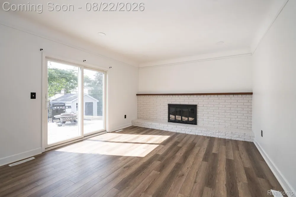 38127 Rockhill Street Clinton Charter Township, MI 48036