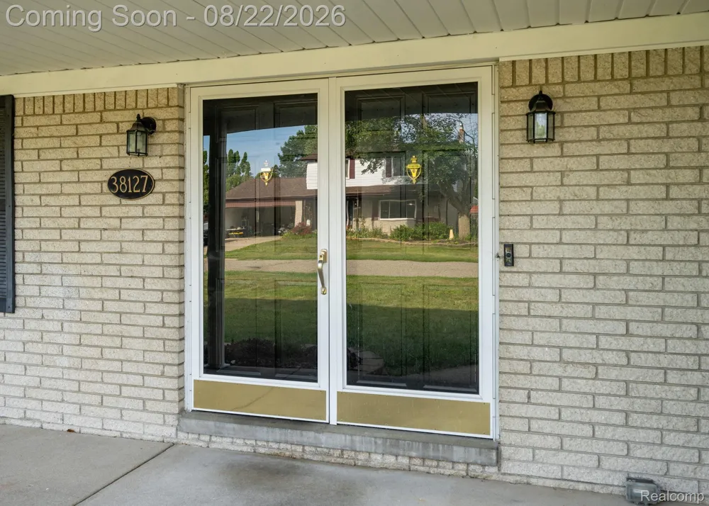 38127 Rockhill Street Clinton Charter Township, MI 48036