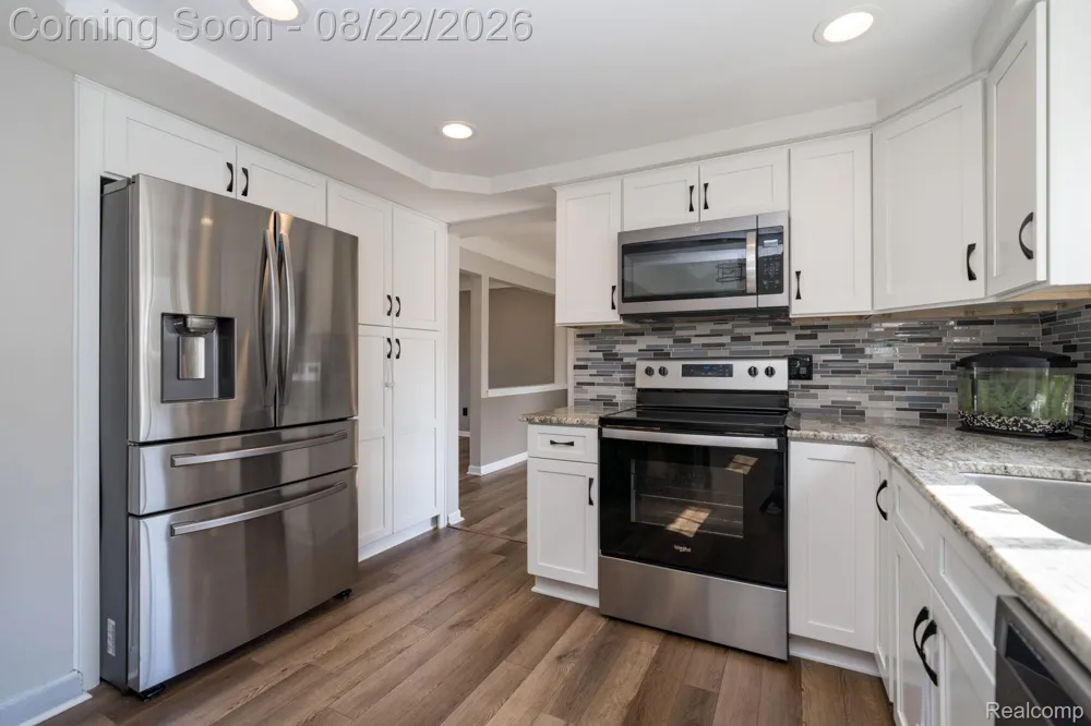 38127 Rockhill Street Clinton Charter Township, MI 48036