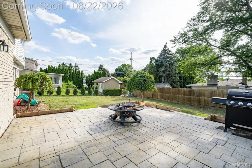 38127 Rockhill Street Clinton Charter Township, MI 48036
