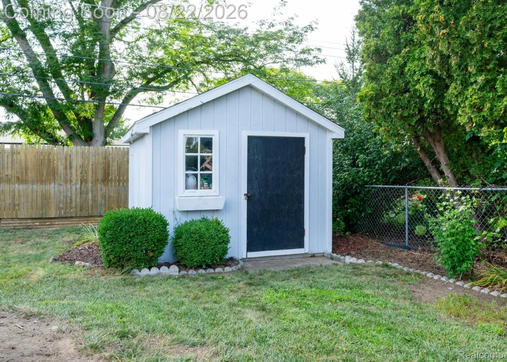 38127 Rockhill Street Clinton Charter Township, MI 48036
