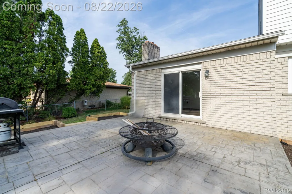 38127 Rockhill Street Clinton Charter Township, MI 48036