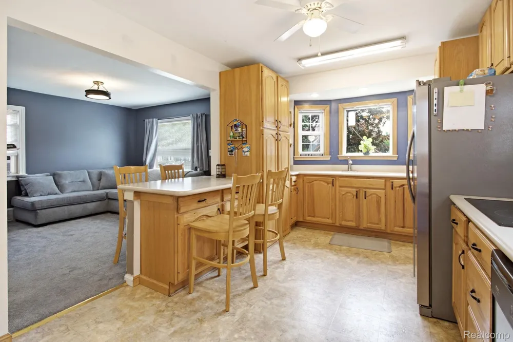 14802 Mulberry Street Southgate City, MI 48195
