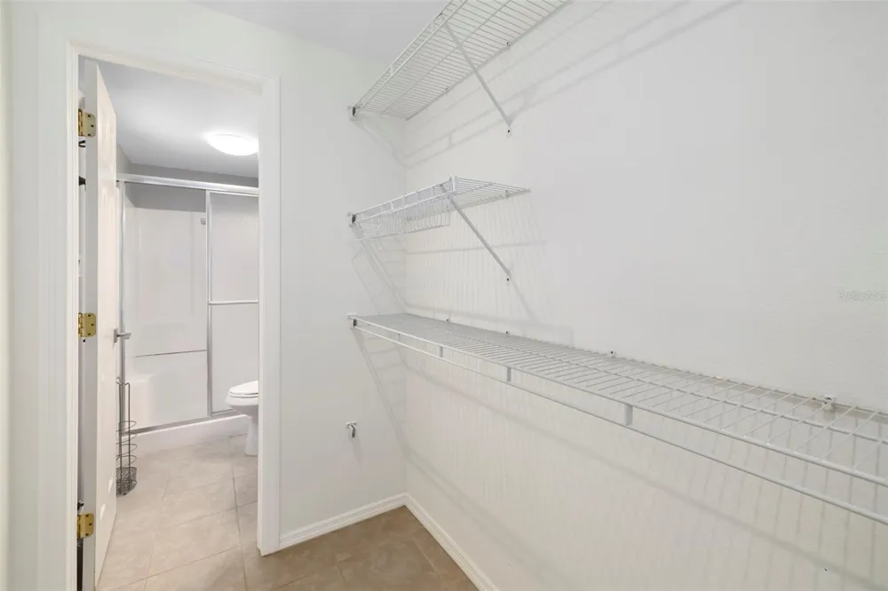 2702 GRAND CAYMAN STREET Sarasota, FL 34231