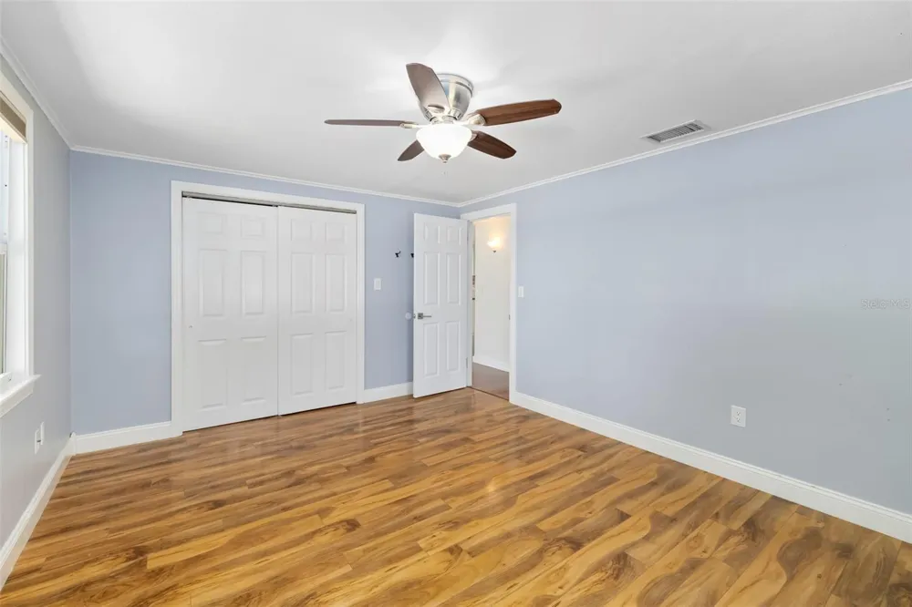2702 GRAND CAYMAN STREET Sarasota, FL 34231
