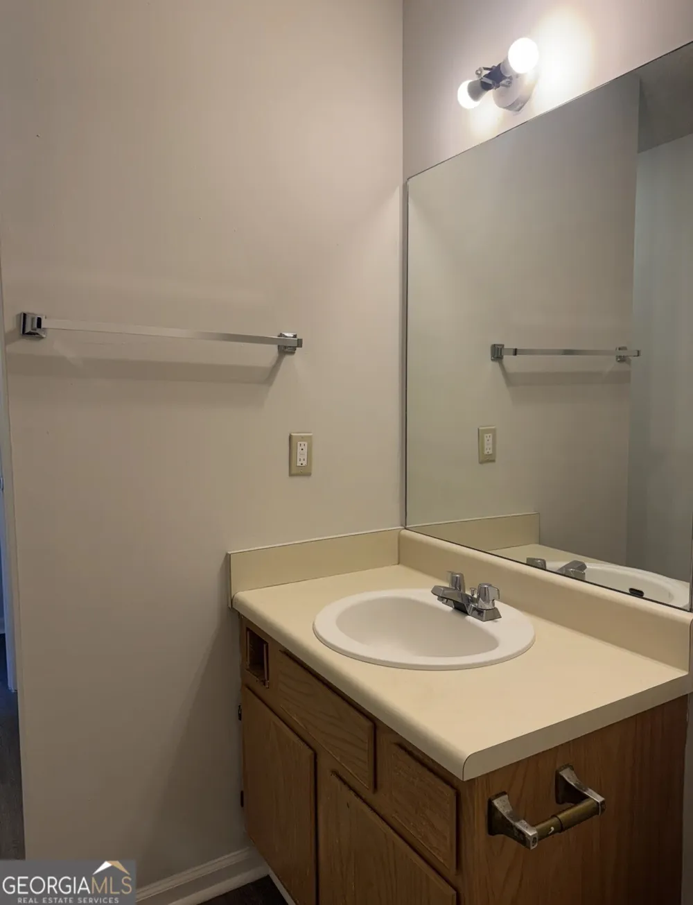 9028 Stoneleigh TRCE Douglasville, GA 30134