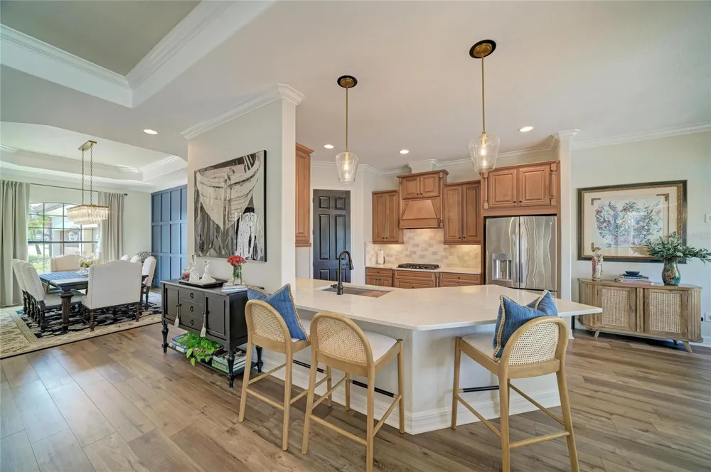 5664 CLOVERLEAF RUN Lakewood Ranch, FL 34211