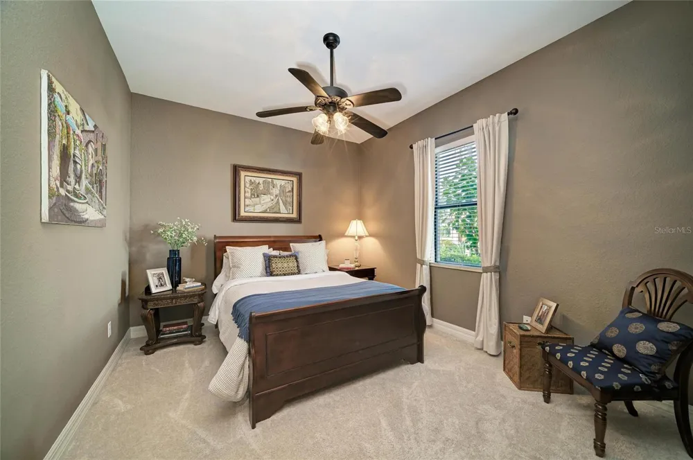 5664 CLOVERLEAF RUN Lakewood Ranch, FL 34211
