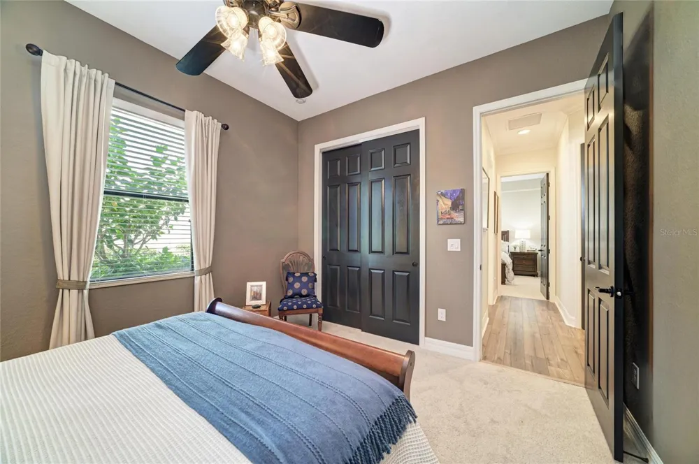 5664 CLOVERLEAF RUN Lakewood Ranch, FL 34211