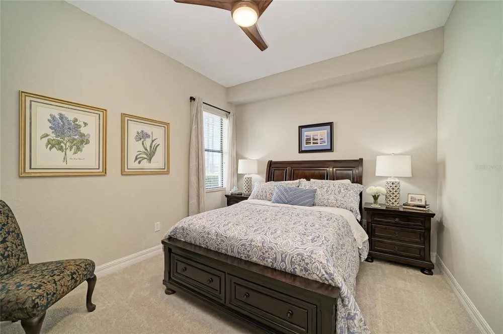 5664 CLOVERLEAF RUN Lakewood Ranch, FL 34211